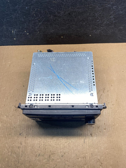 2004 to 2008 Ford F150 Mustang Radio Stereo Audio AM/FM AE7857 DW4