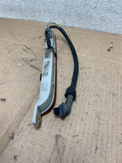 2007 to 2010 Bmw X5 E70 Third 3rd Brake High Mount Upper Tail Light Oem R75514