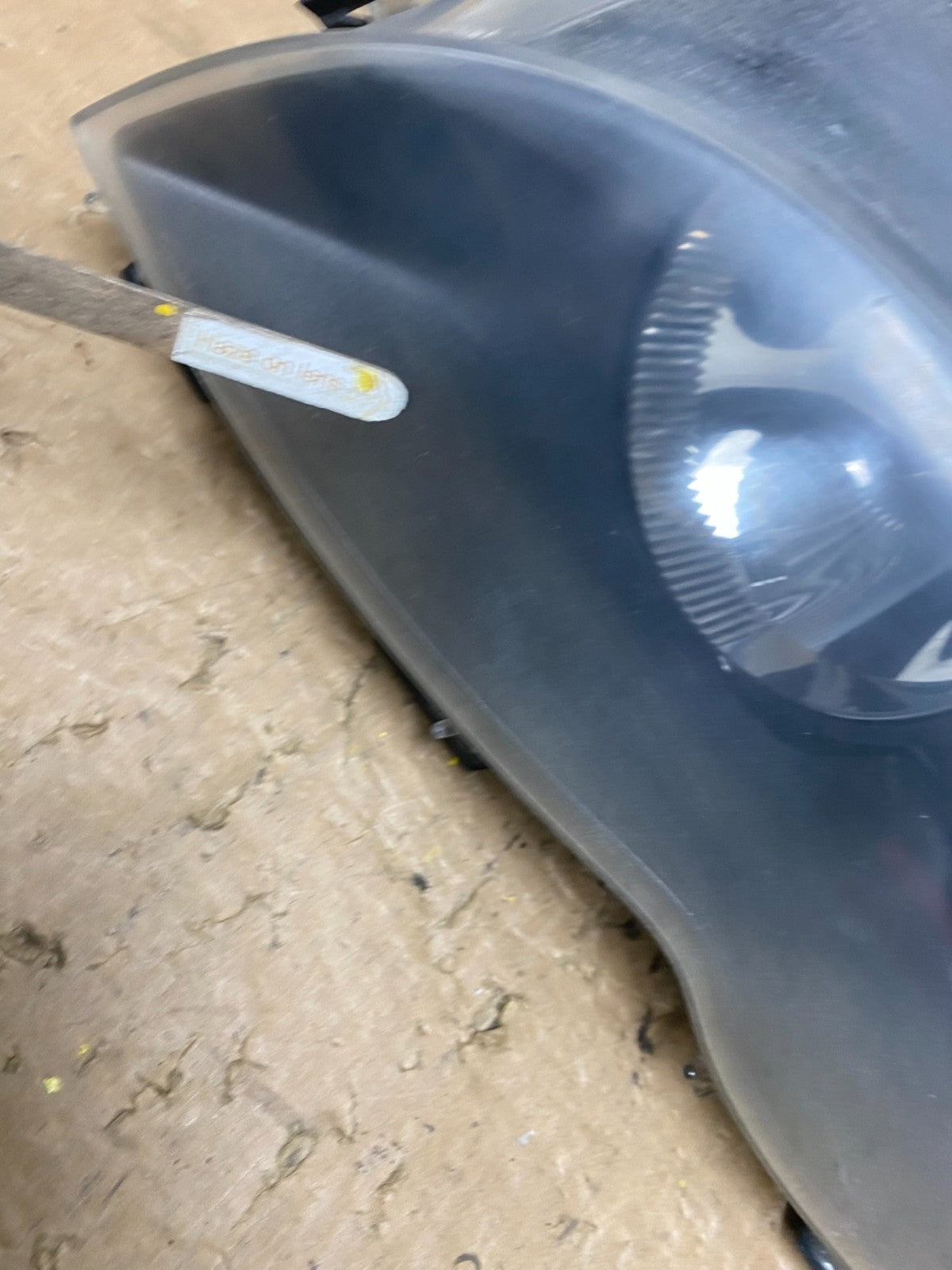 2002 to 2005 BMW 3 E46 Sedan Left Driver LH Halogen OEM Headlight V5965 DW5