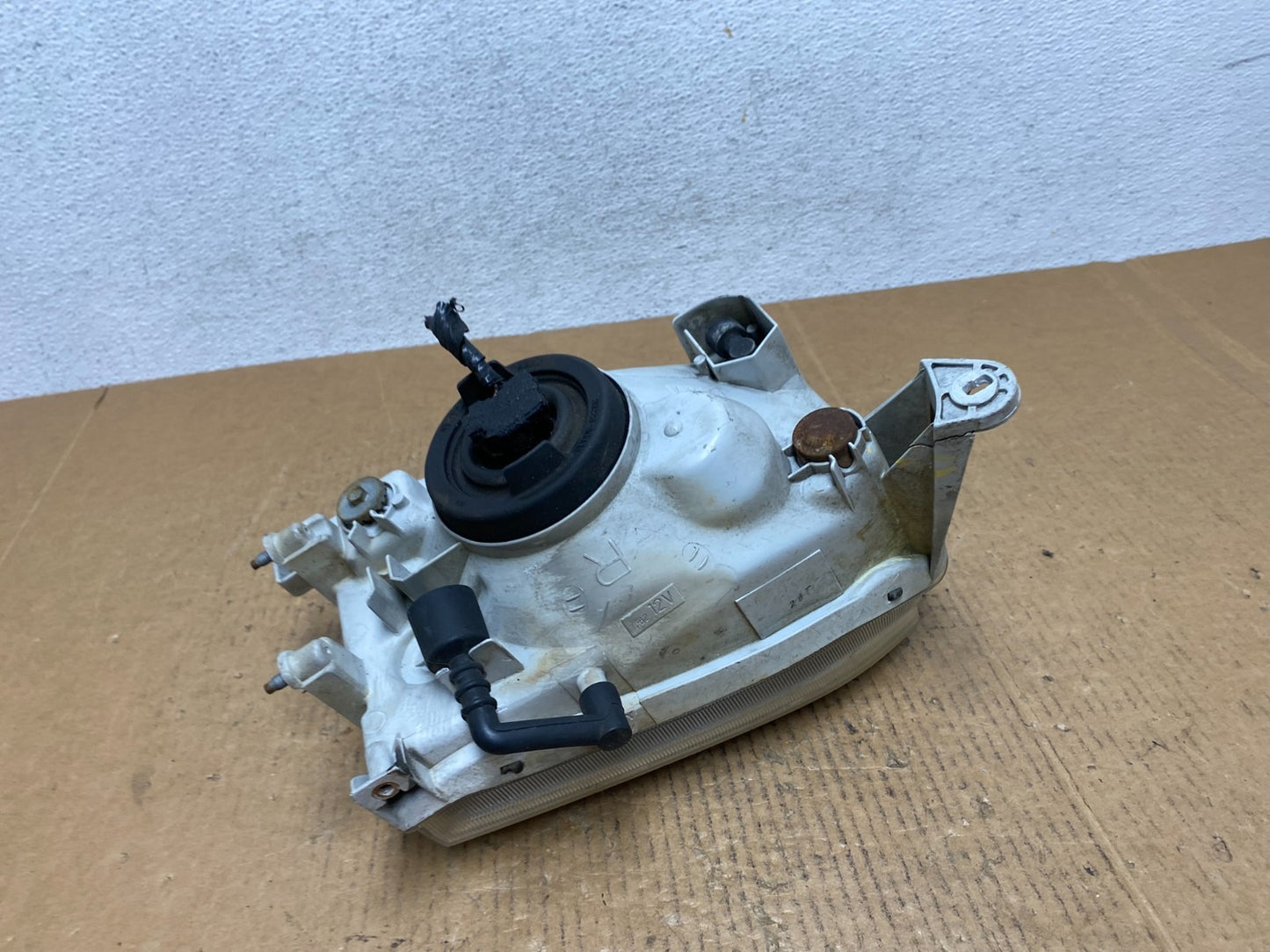 1999-2004 Nissan Pathfinder Right Passenger Side Headlight AE1174 DW8