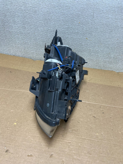 2011 to 2013 Infiniti M37 M56 Right Passenger Side HID Xenon Headlight AB5185 DW7