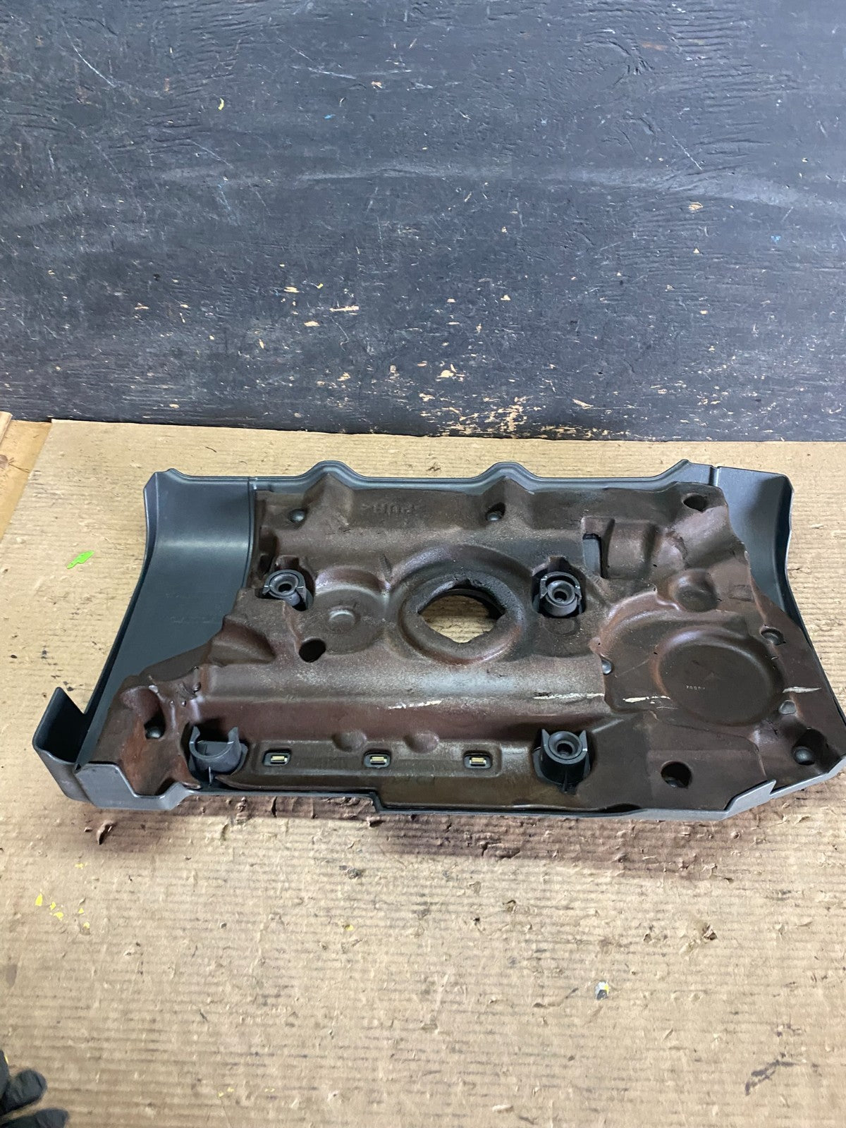 2006 to 2008 Volvo XC90 OEM 3.2L Upper Top Engine Motor Dust Cover Oem S3646 DG5