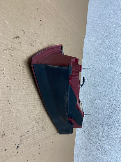 2005 2006 2007 Cadillac STS Right Passenger RH Side Tail Light AE9050 LK4