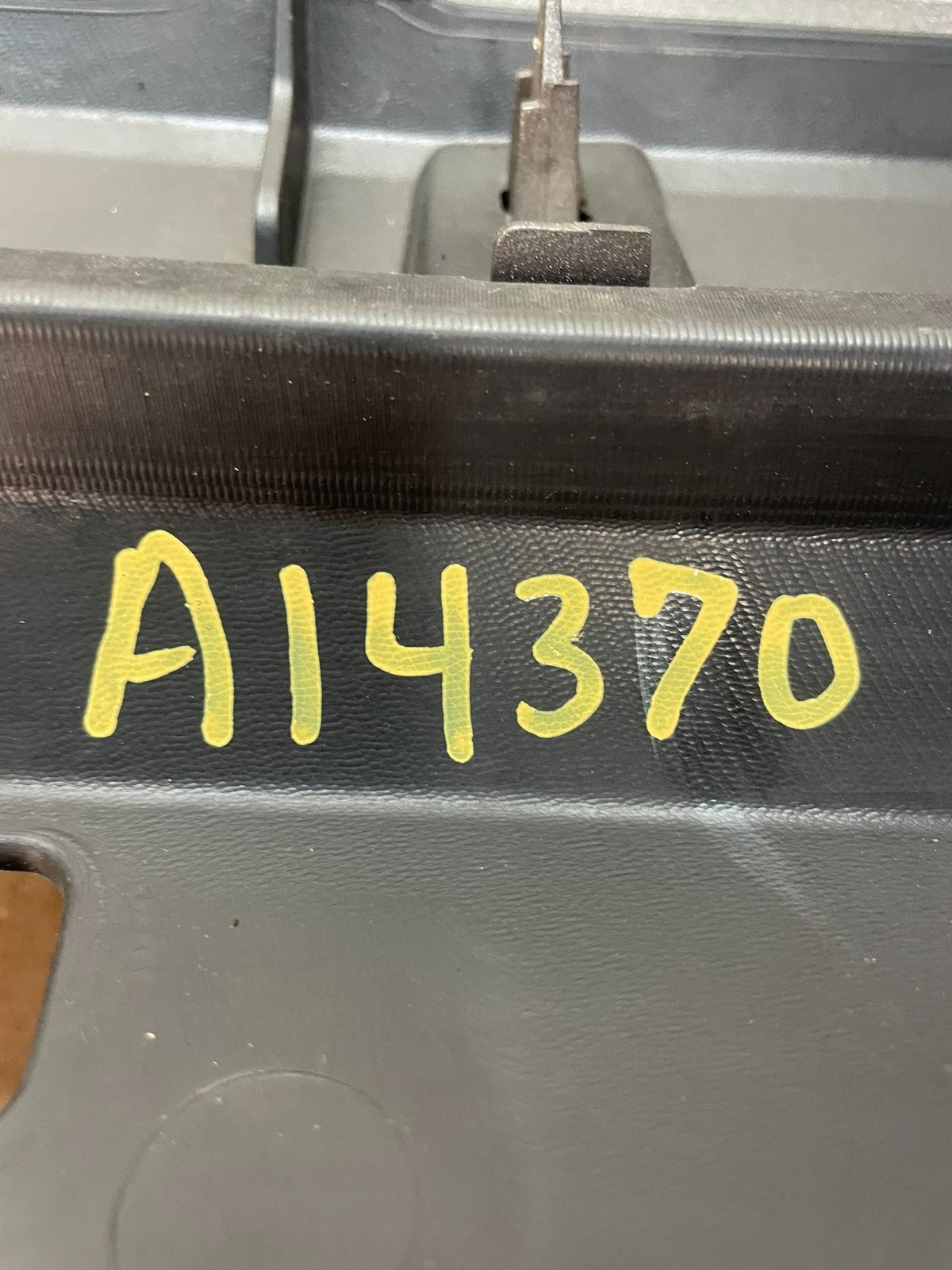 2010 2011 2012 Ford Fusion Front Upper Chrome Grill Grille AI4370 DG8