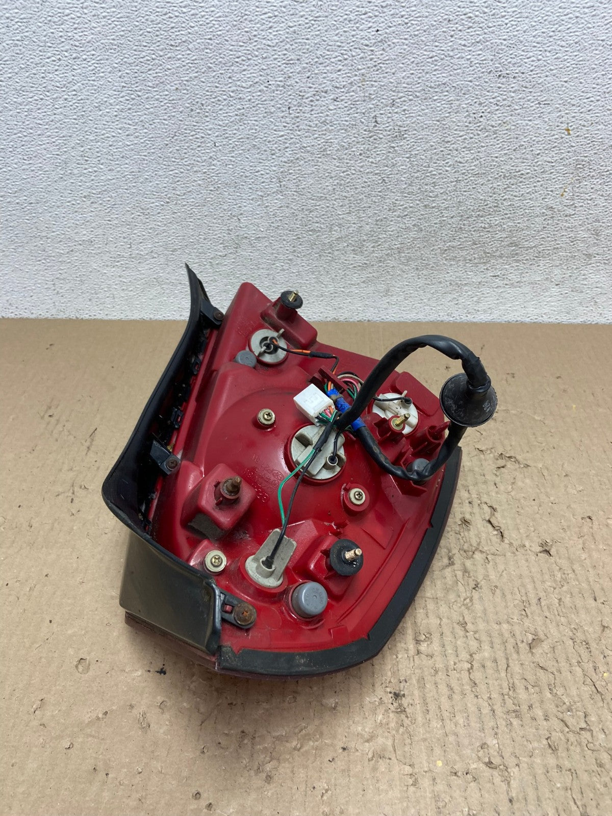 2004 2005 2006 Hyundai Elantra Sedan Right Passenger Tail Light AF2947 LK6