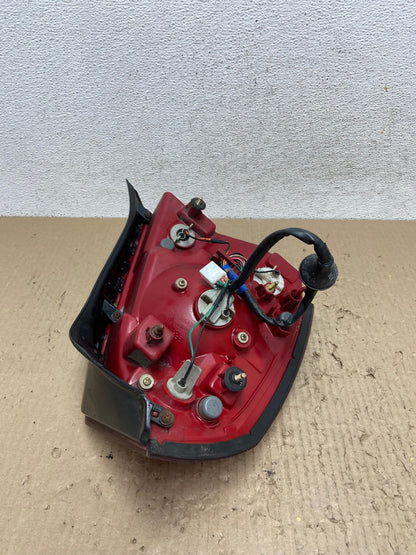2004 2005 2006 Hyundai Elantra Sedan Right Passenger Tail Light AF2947 LK6