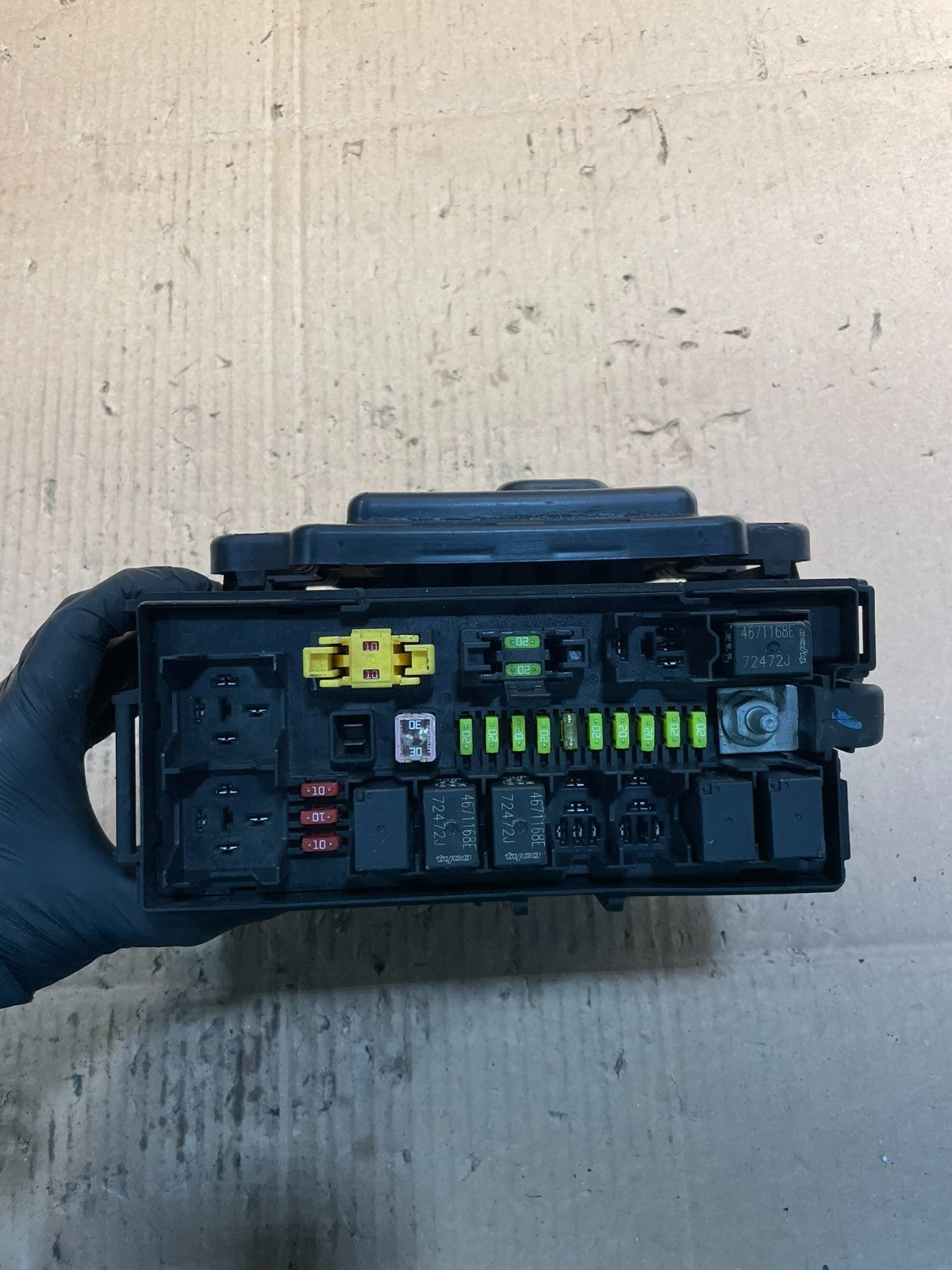 2009 Jeep Grand Cherokee Integrated Power Fuse Body Control BCM Box v1873 DG4