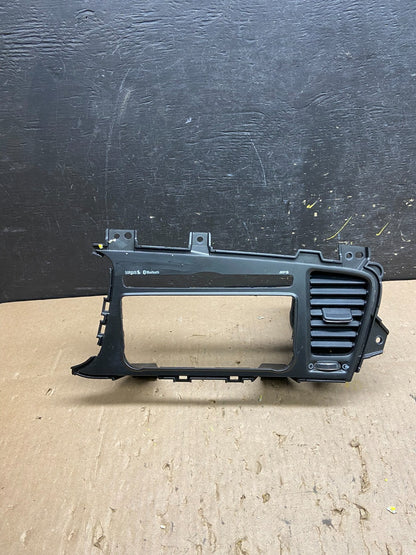 2011 2012 2013 Kia Optima Front Dash Radio Bezel Trim Air Vent T6029 DG0