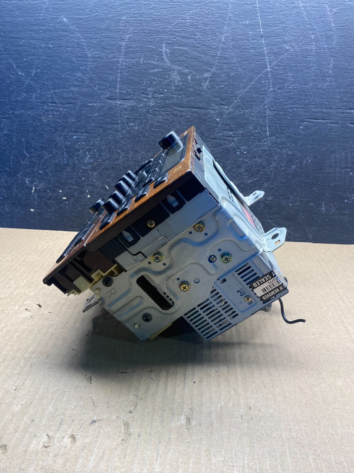 2000 2001 Lexus Es300 Radio Receiver Tape Climate Control A/C AG38211