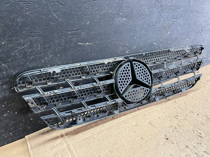 1998 to 2005 Mercedes-Benz ML320 Front Upper Grille Grill OEM ab3218 DG5