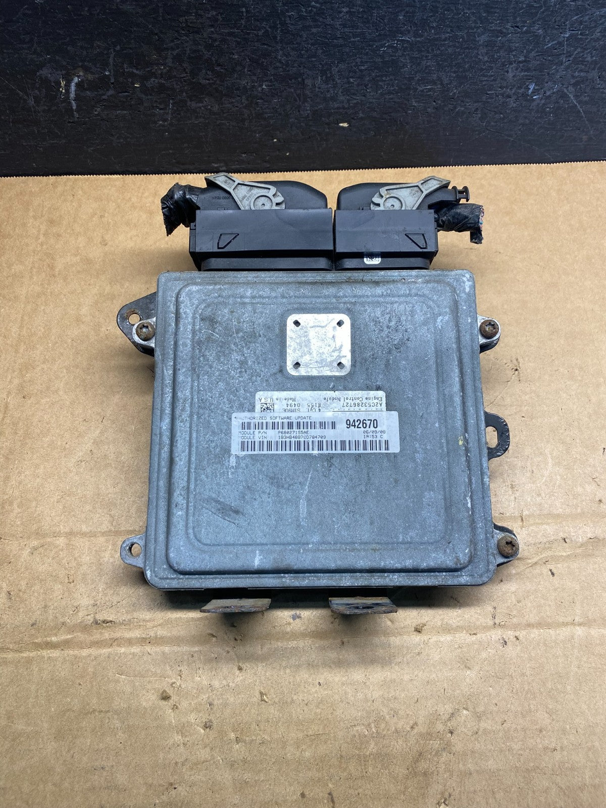 2009 to 2010 Jeep Grand Cherokee Computer Engine Control ECU ECM ad7372 DG0