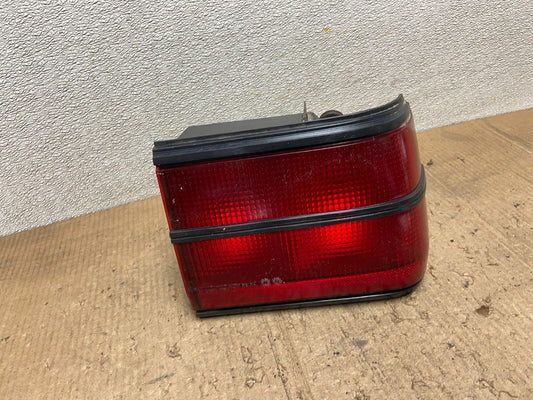 1988 to 1992 Eagle Premier Right Passenger RH Tail Light AA8572 DG0