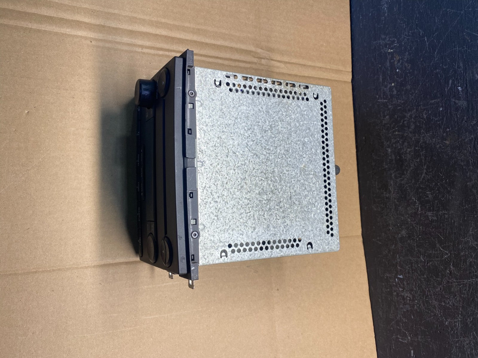 2004 2010 Ford F150 Radio Stereo Audio AM/FM AD1670 DG3