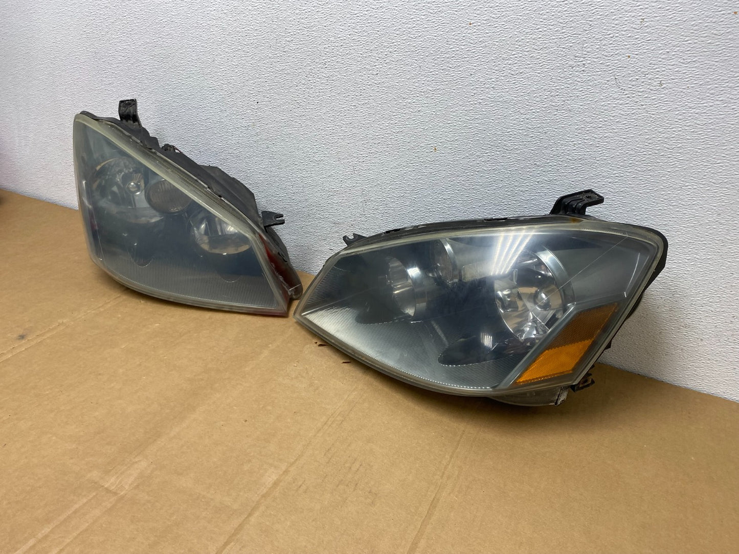2005 to 2006 Nissan Altima Left+Right Set Halogen Headlights AC8339 DW1