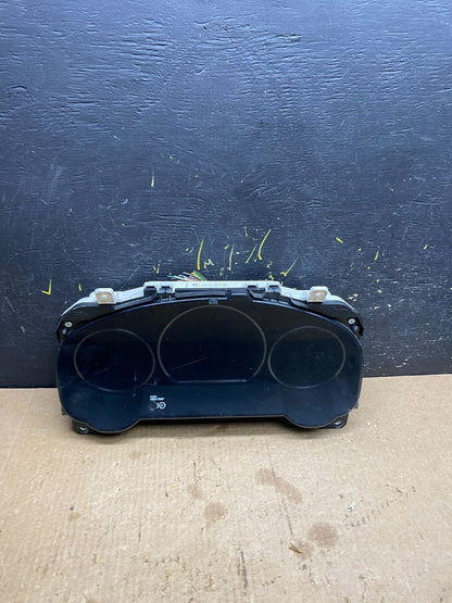 2006 Toyota Sienna Speedometer Cluster Gauge OEM Z4631 DG0