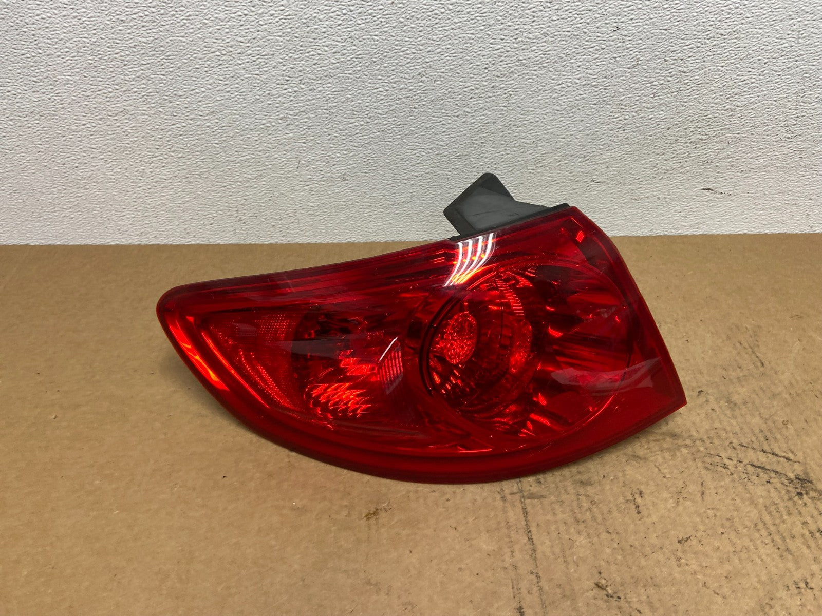 2007 - 2009 Hyundai Santa Fe Left Driver LH Side Tail Light AC3135 DW0