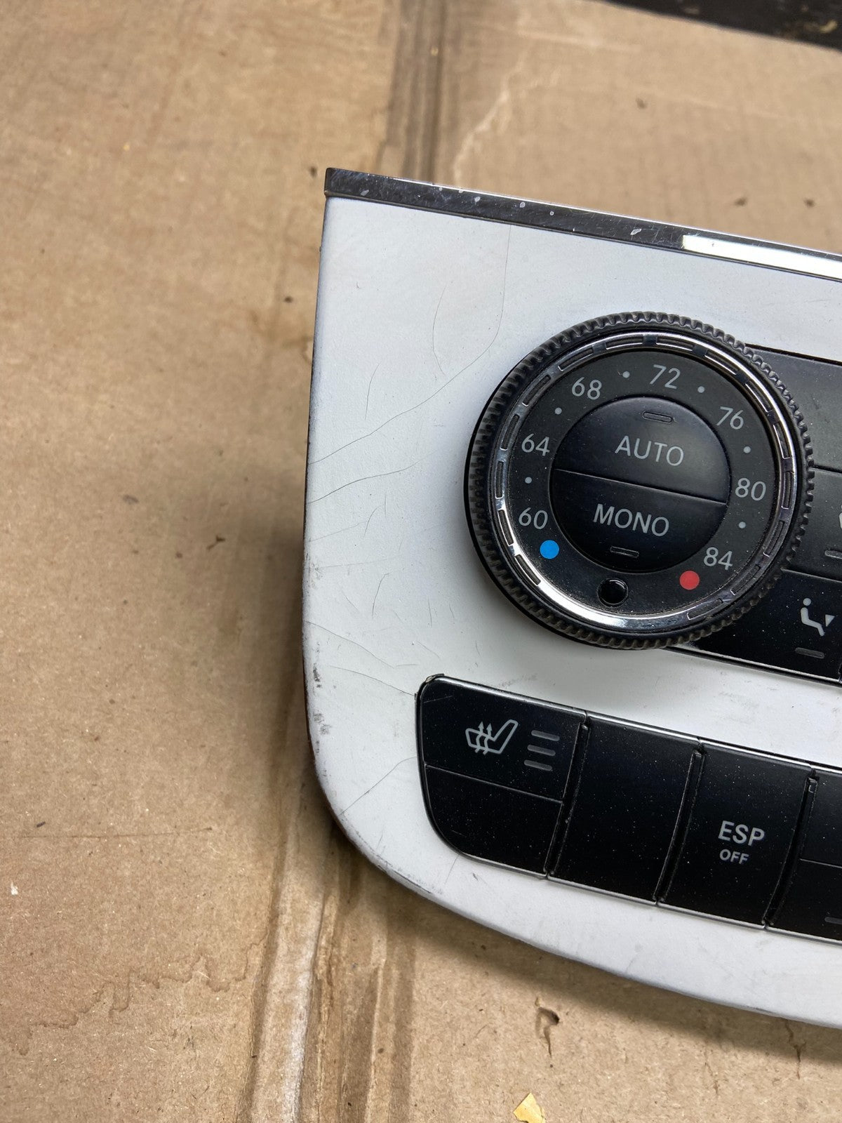 2006 to 2008 Mercedes W251 R350 AC Temp Heater Climate Control OEM X5762 DG1