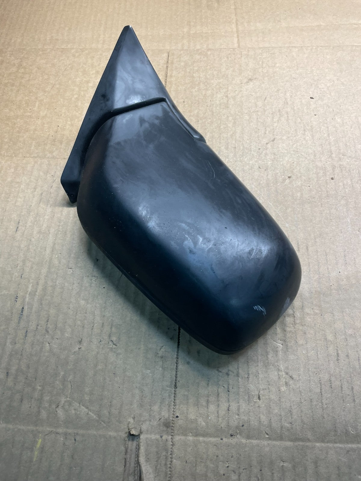 1990 to 1993 Volvo 240 Right Passenger Side View Door Mirror OEM Y3620 DG2