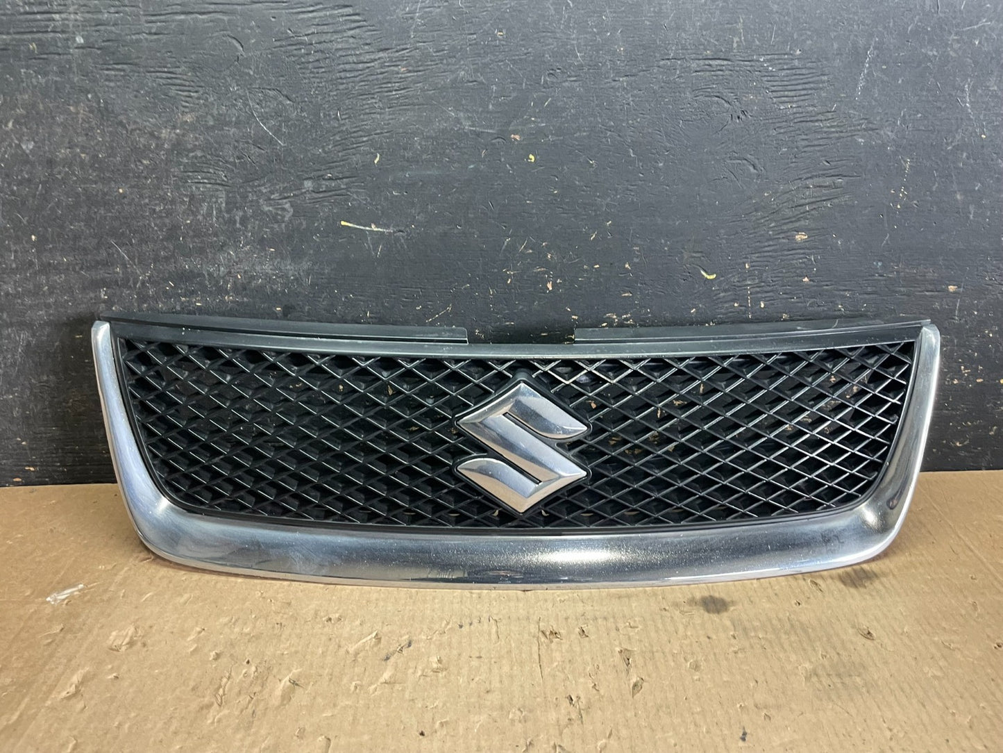 2006 2007 2008 Suzuki Grand Vitara Front Upper Grill Grille OEM Y9841 DG0