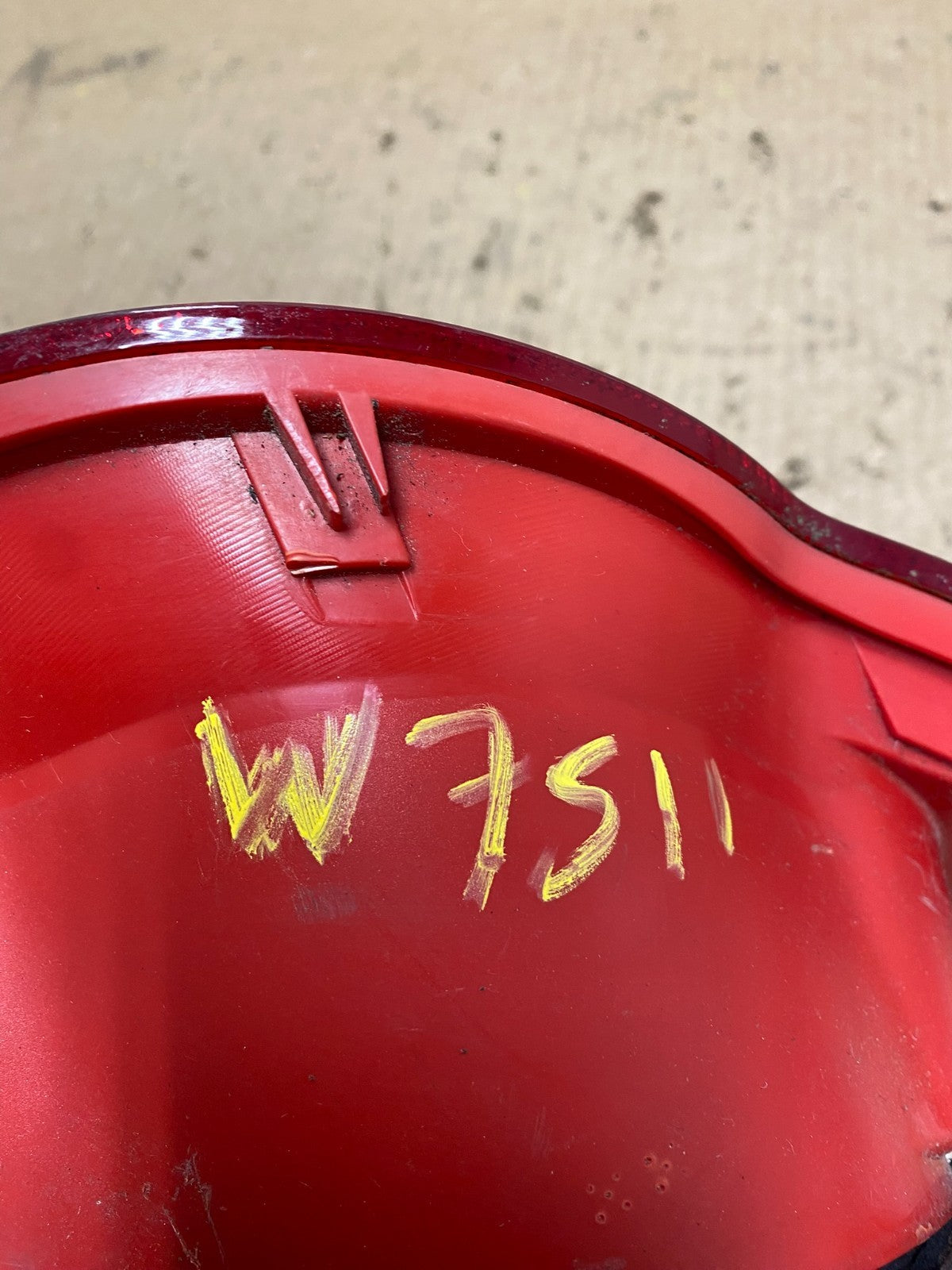 2006 to 2010 Volkswagen Passat EU Sedan Right Passenger Tail Light OEM W7511 DG6