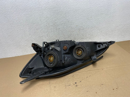 2004-2005 Toyota Sienna Right Passenger Halogen Headlight AF4472 LK6