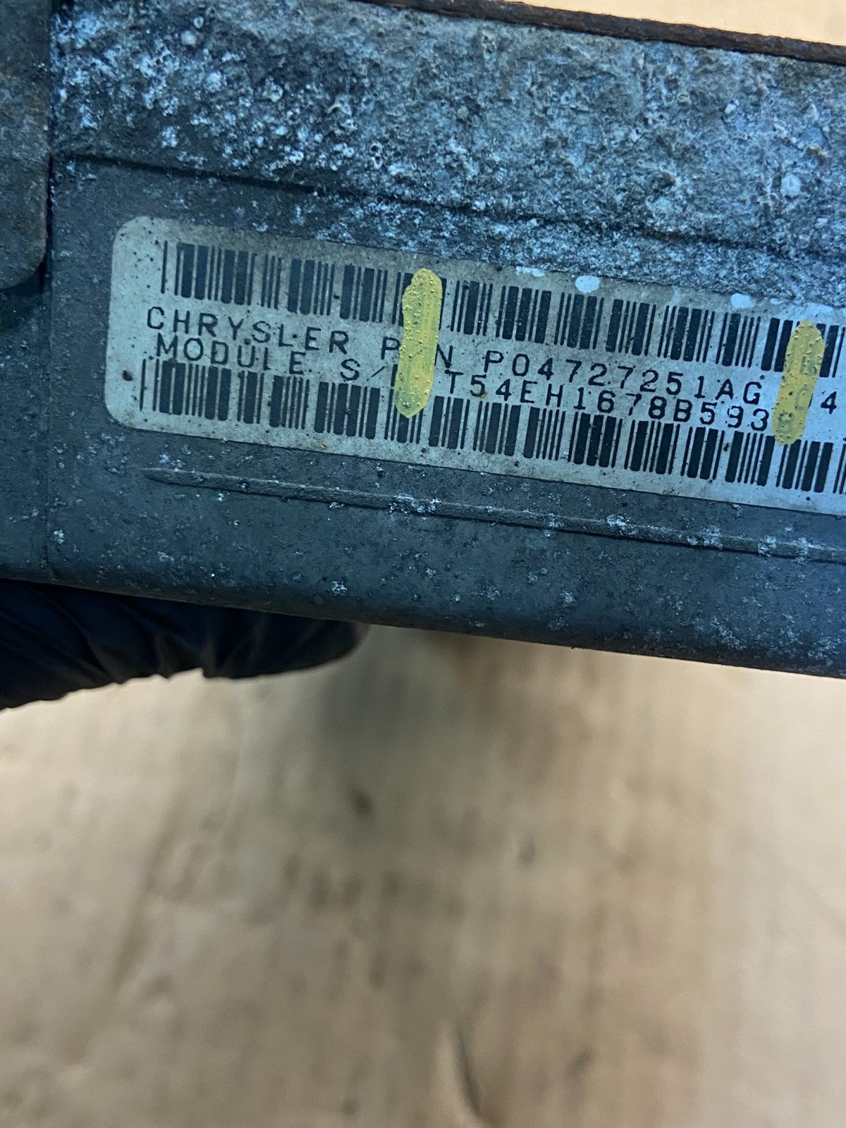 2002 Dodge Caravan Engine Control Unit ECU Module AF9238 DG2