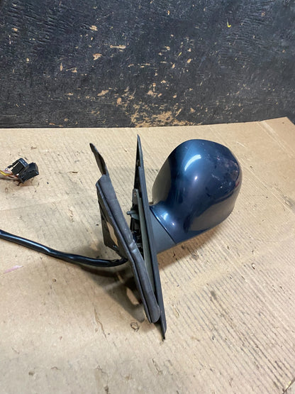 2006-2010 Volkswagen Passat Left Driver Turn Sgn View Door Mirror OEM X9651 DG2