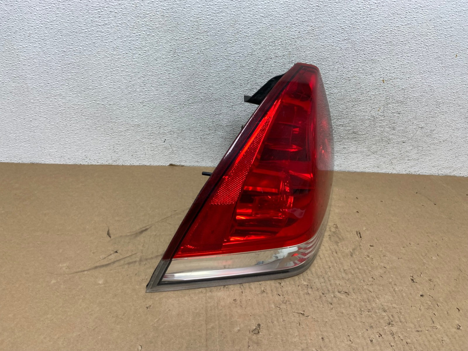2006 to 2012 Chevrolet Impala Left Driver Lh Side Tail Light AG1074 LK2