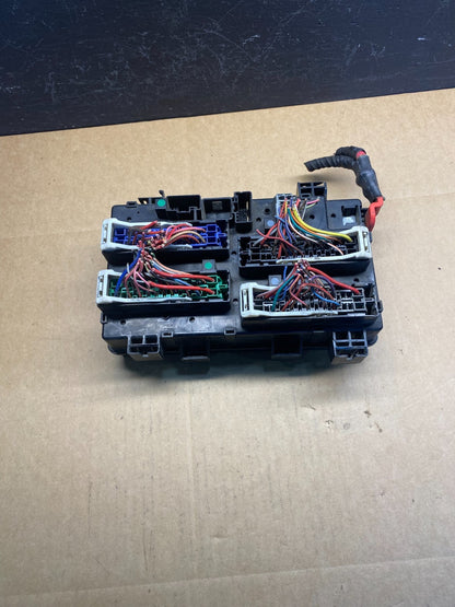 2011 2014 Dodge Durango Grand Cherokee  Fusebox Fuse Box Relay Module ac2751 DG0