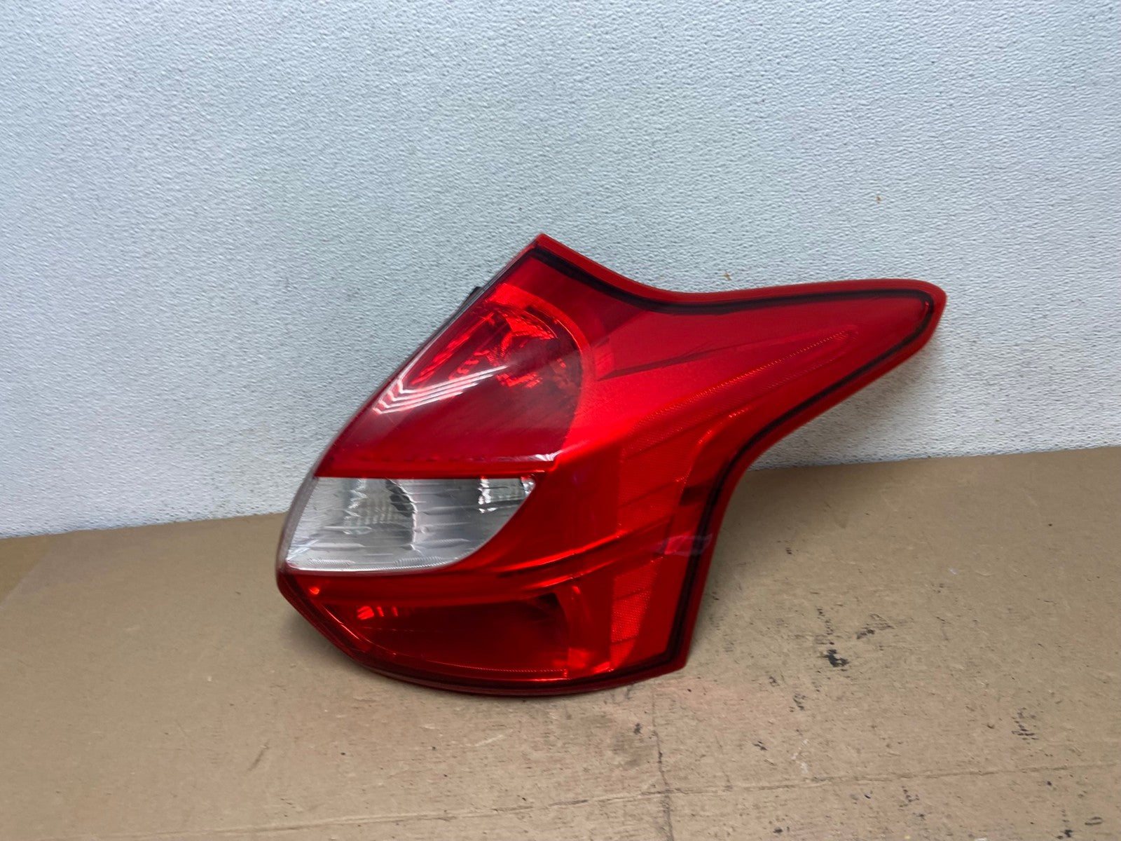 2012-2014 Ford Focus Hatchback Right Passenger Side Rh Tail LIght AF5080 LK0