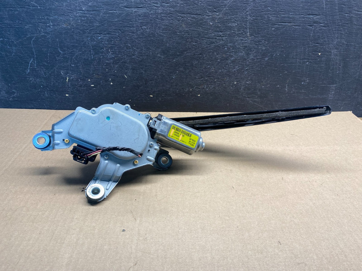 2010 to 2016 Cadillac SRX Rear Windshield Washer Wiper Motor AG9635 DG5