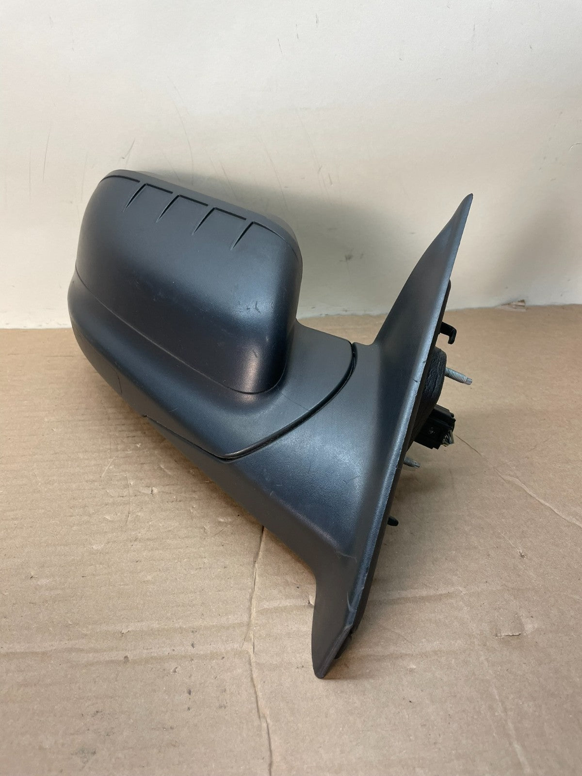 2016 to 2019 Ford Explorer Right Passenger Side View Door Mirror ai0425 DG1
