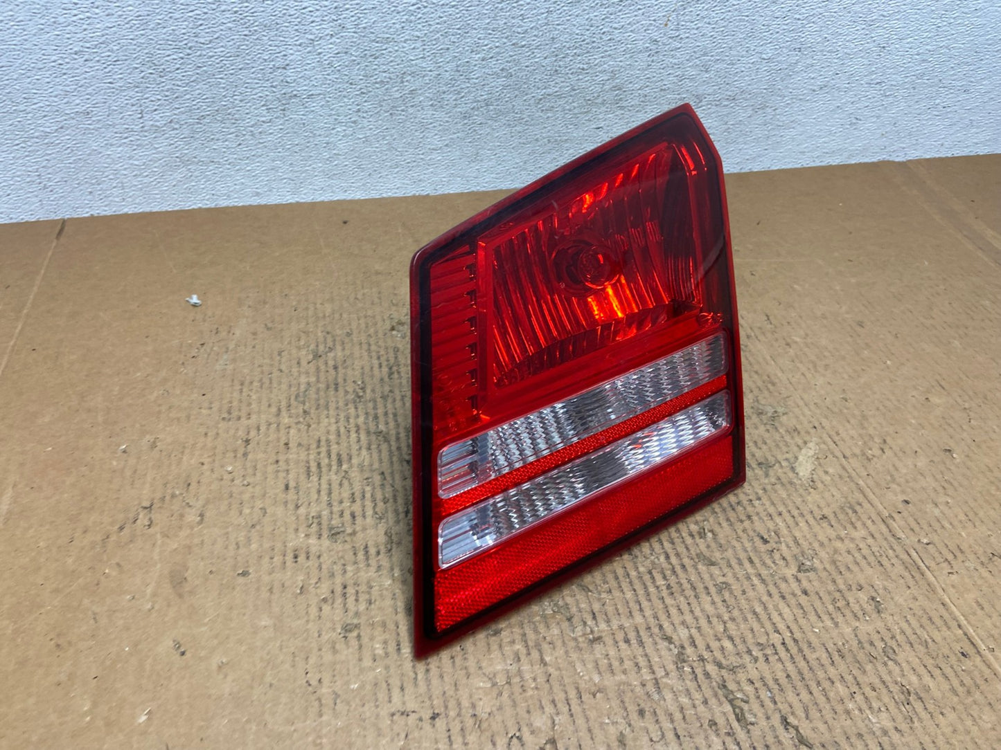 2009 2010 2011 Dodge Journey Right Passenger Rh Tail Light Inner AE1493 LK2