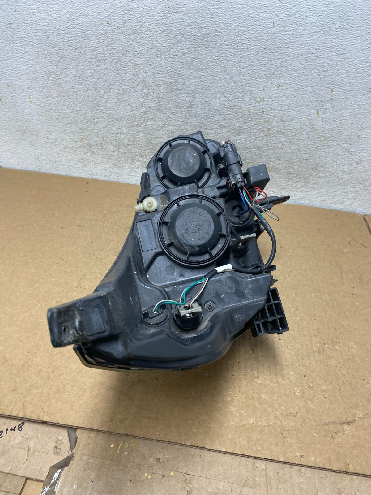 2013 2014 2015 Chevrolet Malibu Headlight Projector Left Driver Side AI3493 DW10