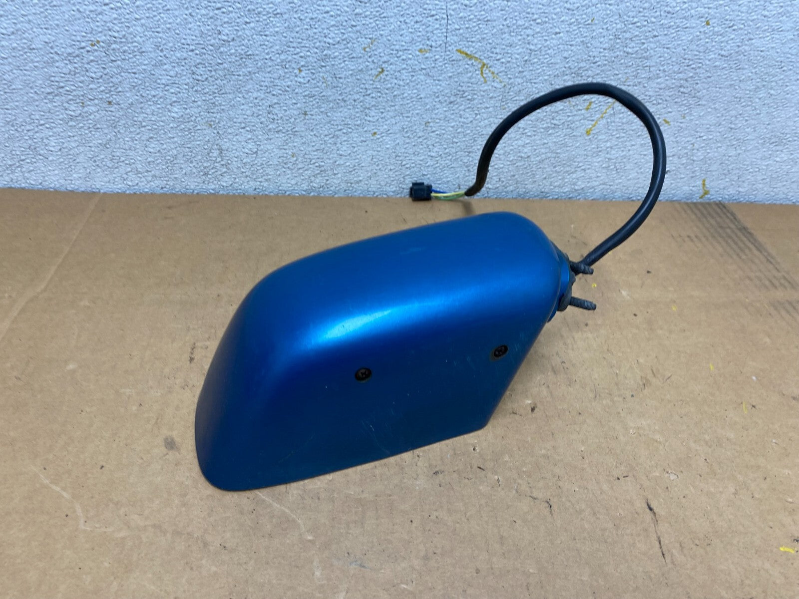 2004  2008 Pontiac Grand Prix Right Passenger RH Side View Door Mirror N5898  DG3