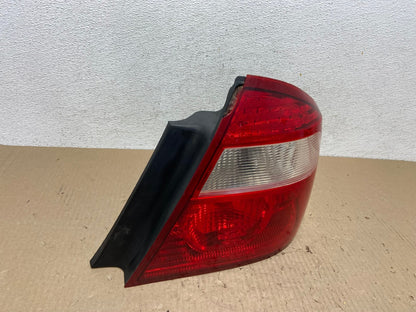 2005 2006 2007 Ford Five Hundred Right Passenger RH Tail Light AE9821 LK2
