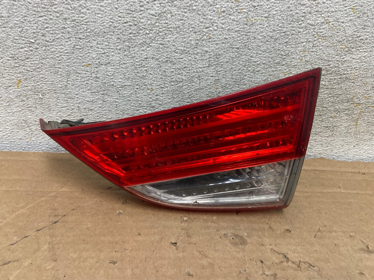 2011 2012 2013 Hyundai Elantra Inner Tail Light Right Passenger AH9168 LK0