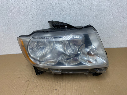 2011-2013 Jeep Grand Cherokee Right Passenger Halogen Headlight AB8152 DW0