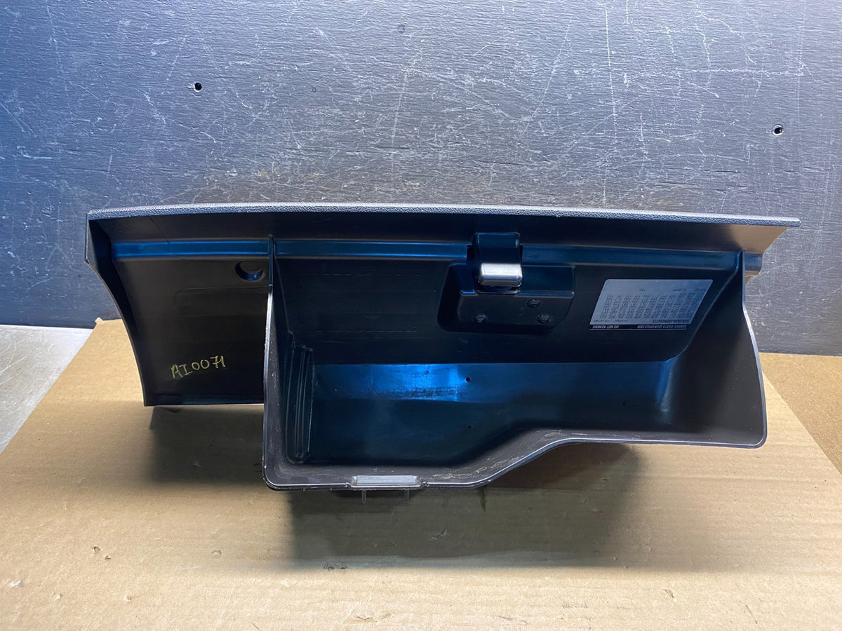 2007 - 2013 Chevrolet Tahoe Right Passenger Side Glove Box AI0071 DG3