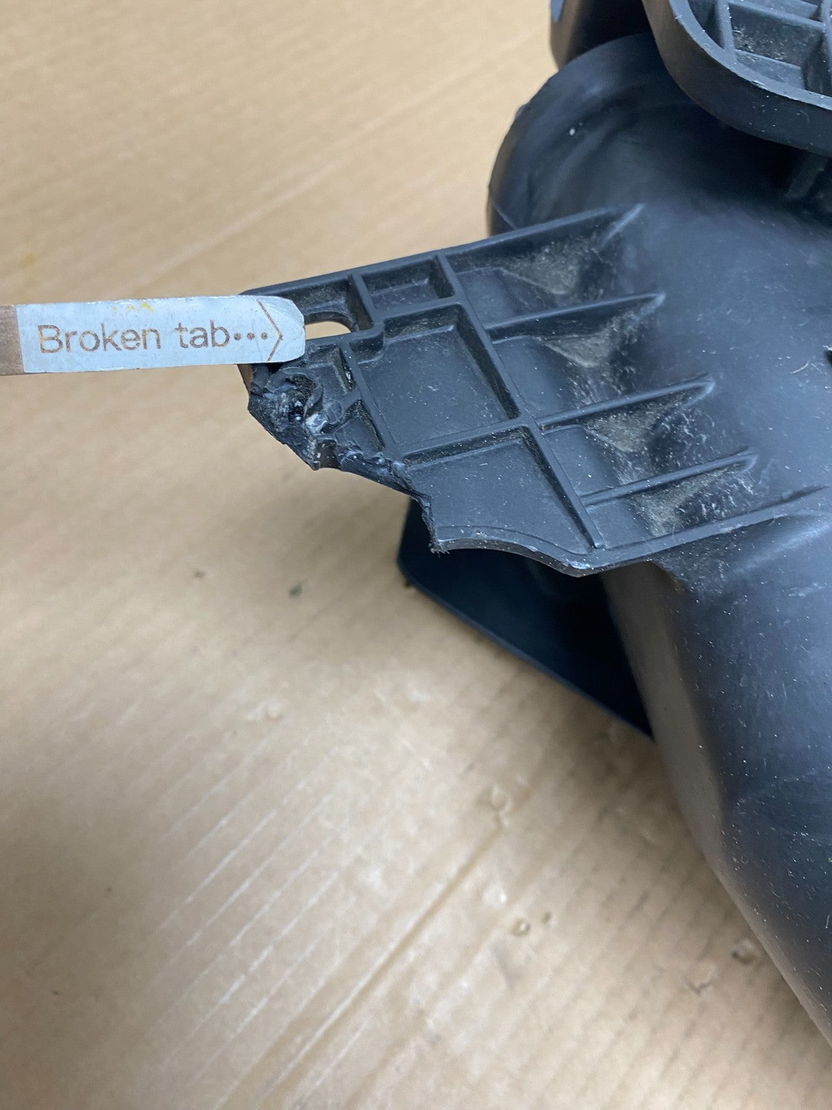 2013 - 2016 Ford Escape Headlight Left Driver Lh Side Halogen AI5754 DW6