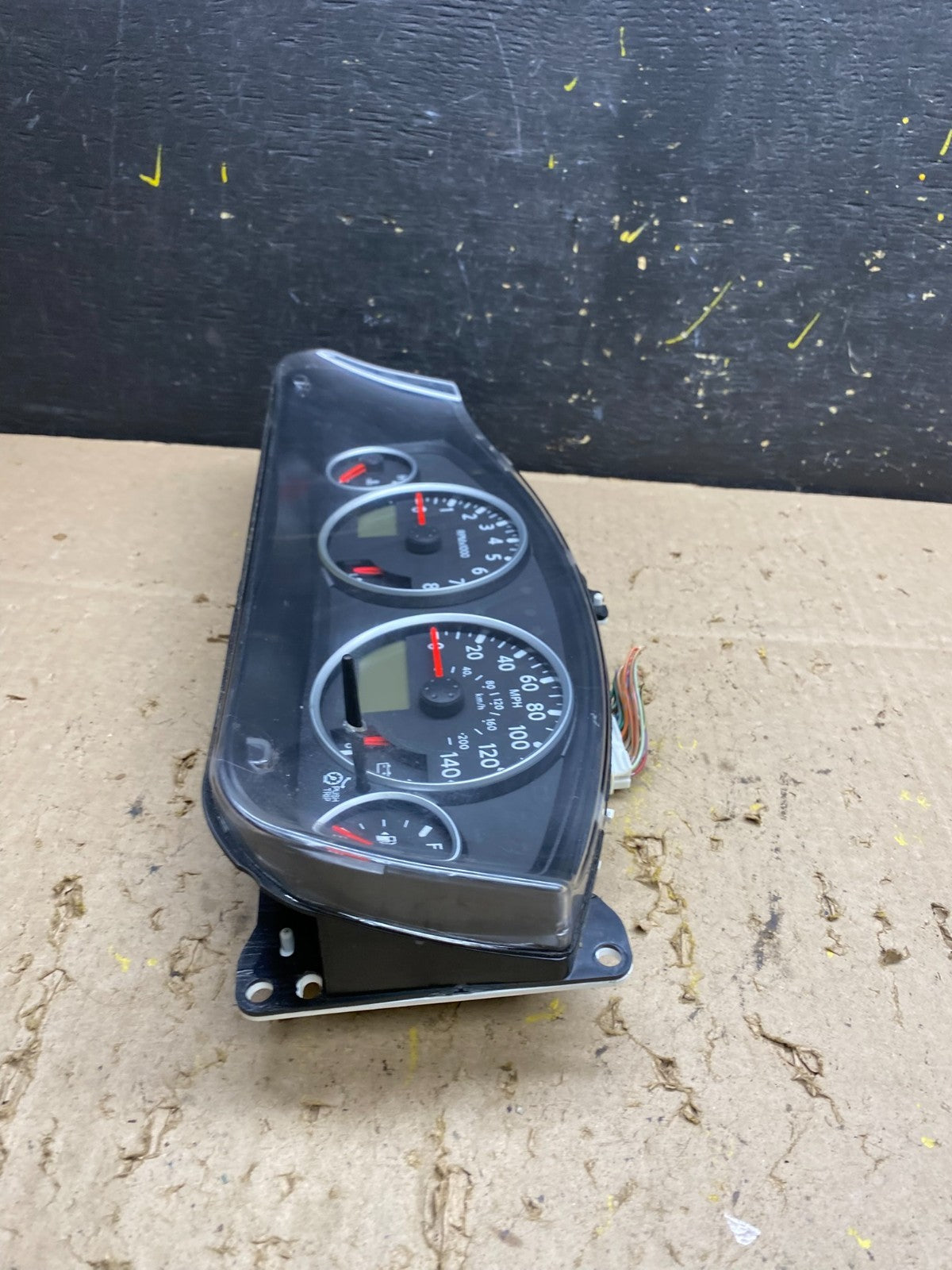 2005 to 2012 Nissan Pathfinder Xterra Cluster Speedometer Instrument U57593