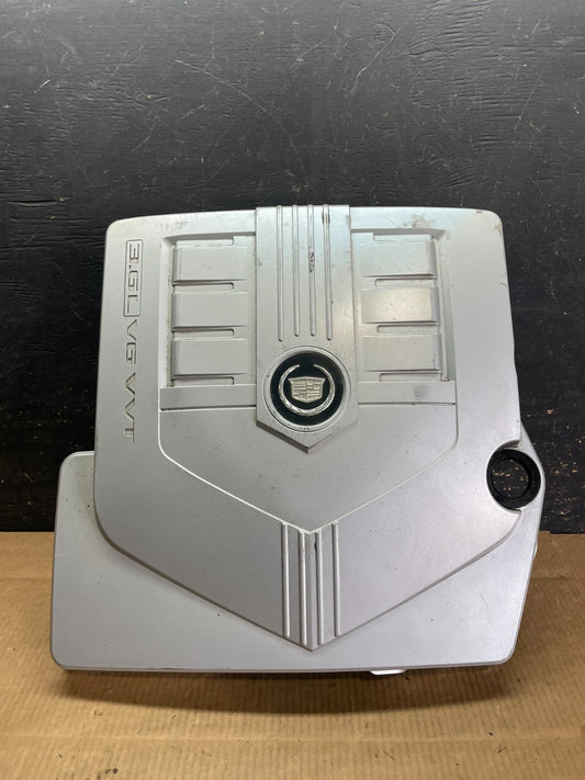 2004 to 2007  Cadillac CTS 3.6L Plastic Engine Cover Shield OEM AA9208 DG0