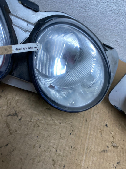 2005 to 2008 Buick Lacrosse Allure Headlights Left+Right Halogen AC8288 DW4