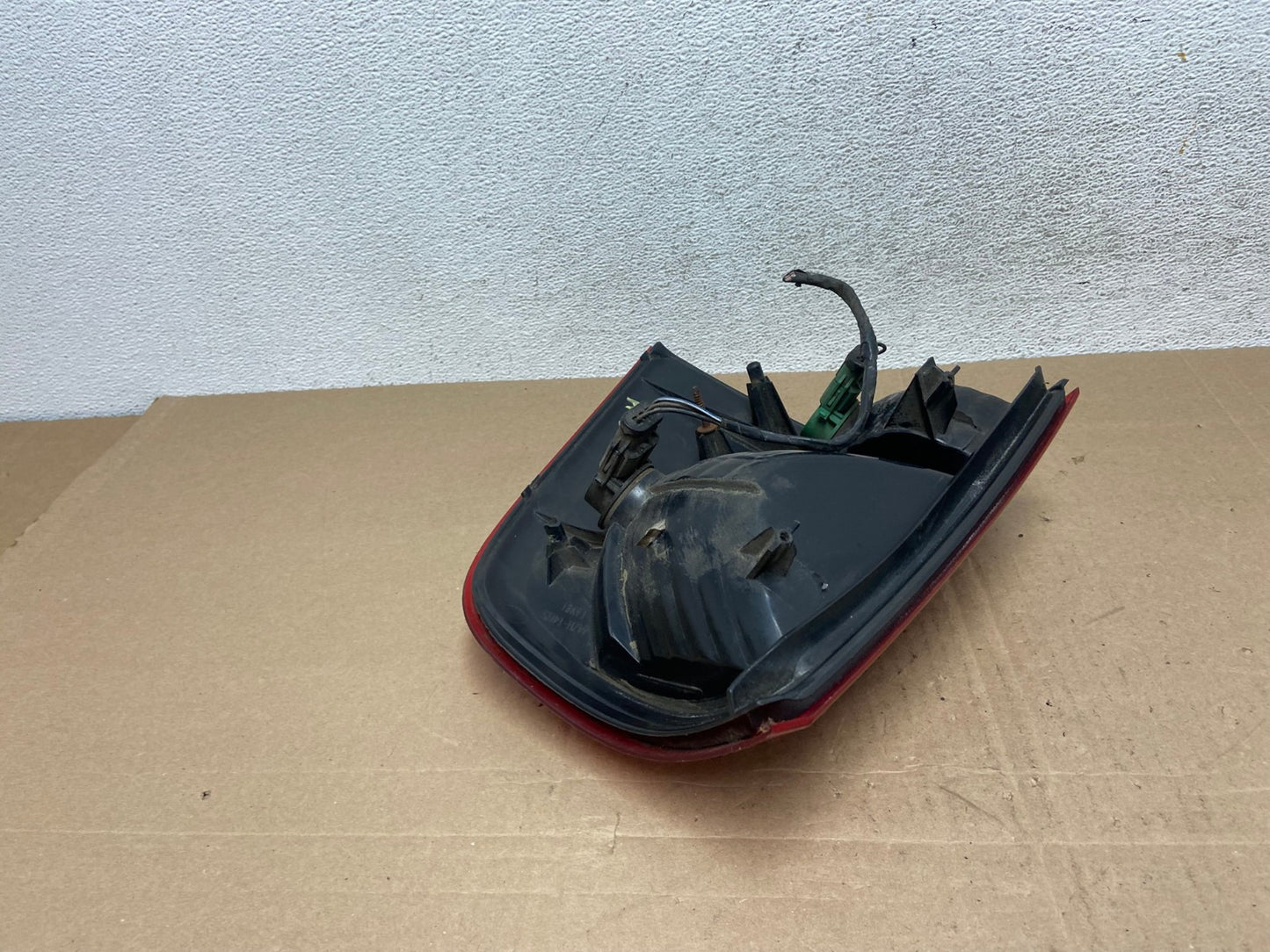 2002 to 2005 Ford Explorer Left Driver Lh Side Tail light AE5004 LK5