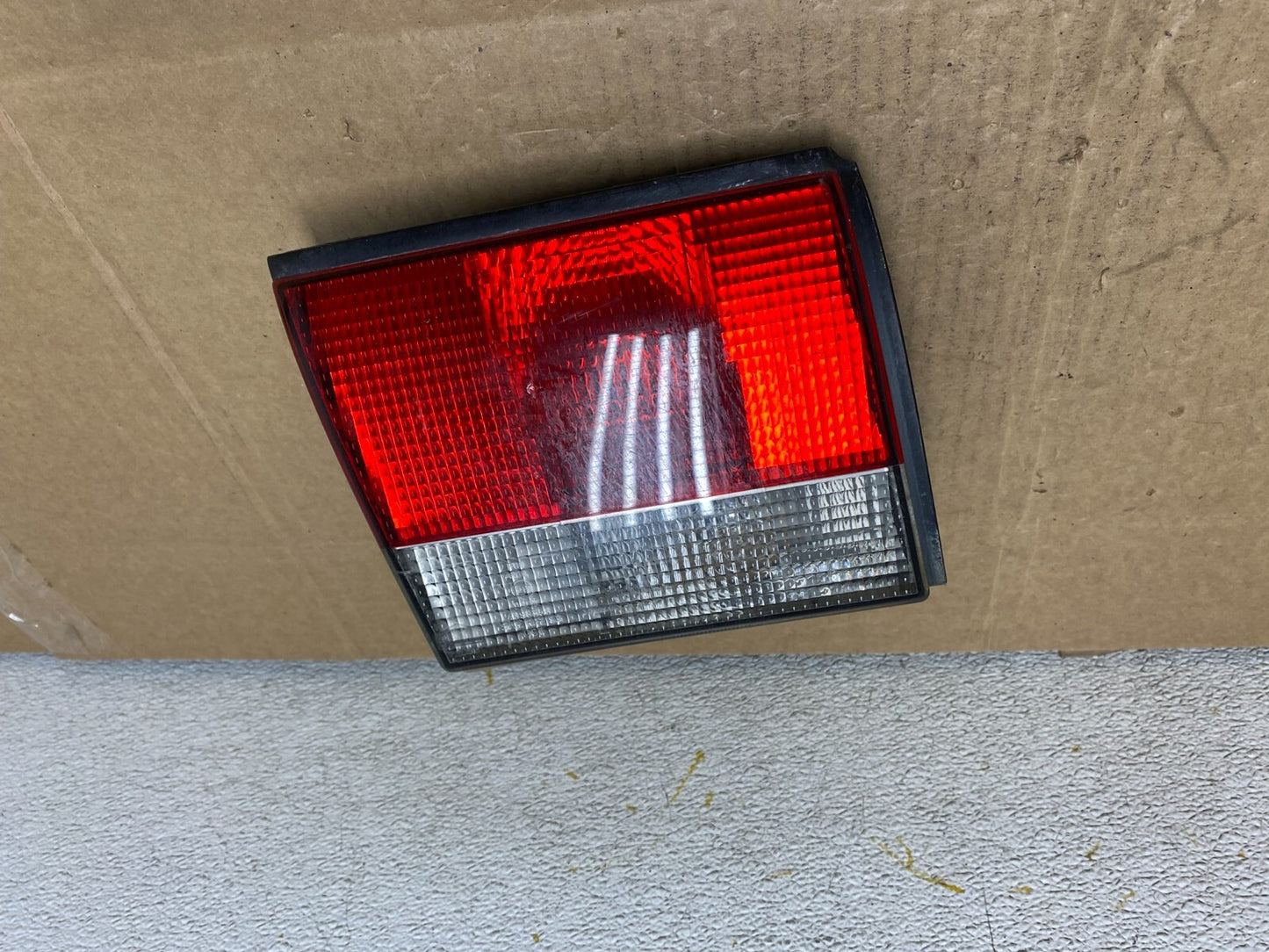1994 to 1998 Saab 900 & Turbo Left Driver Side Tail Light Inner O5151 DG0