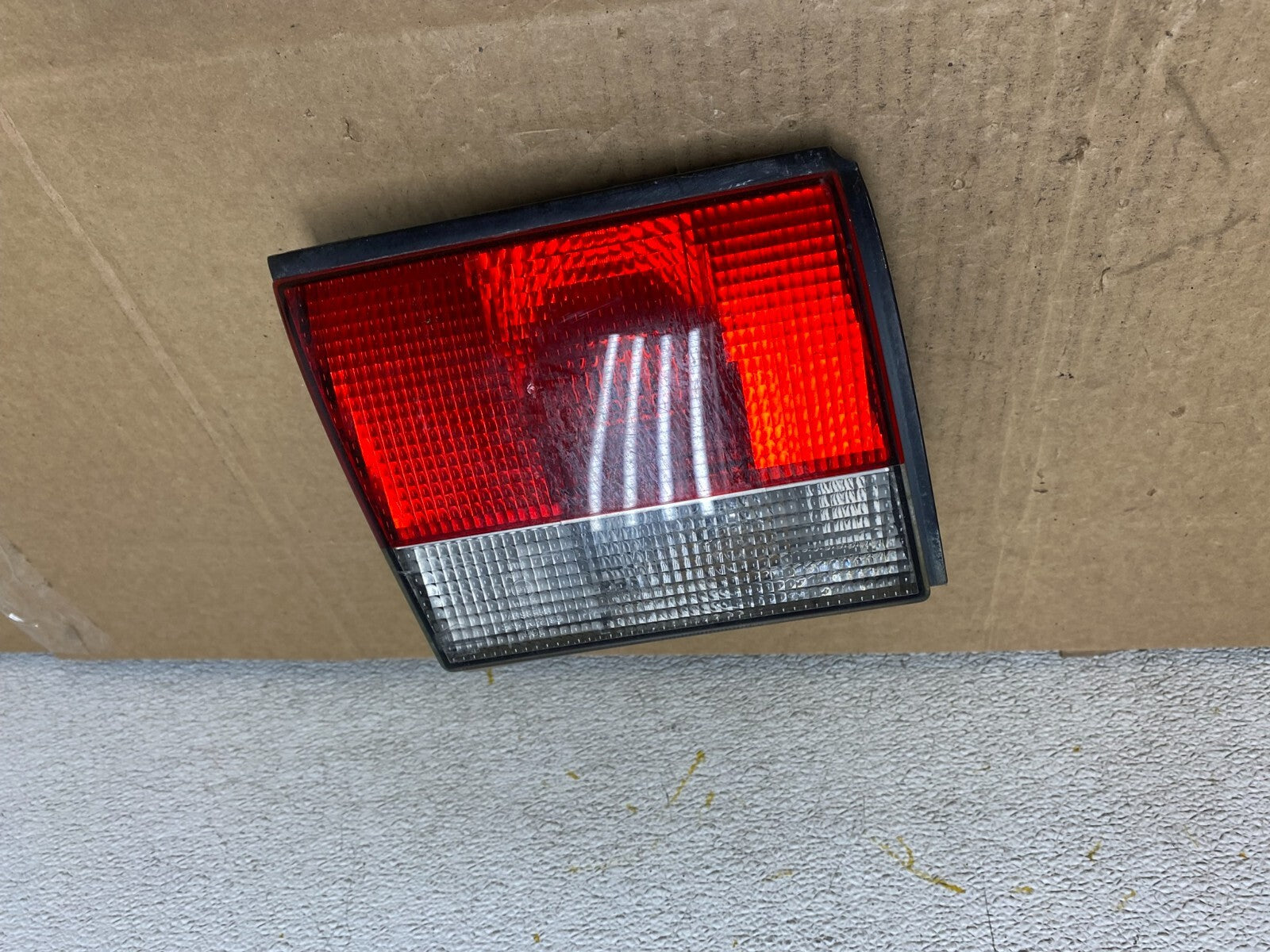 1994 to 1998 Saab 900 & Turbo Left Driver Side Tail Light Inner O5151 DG0