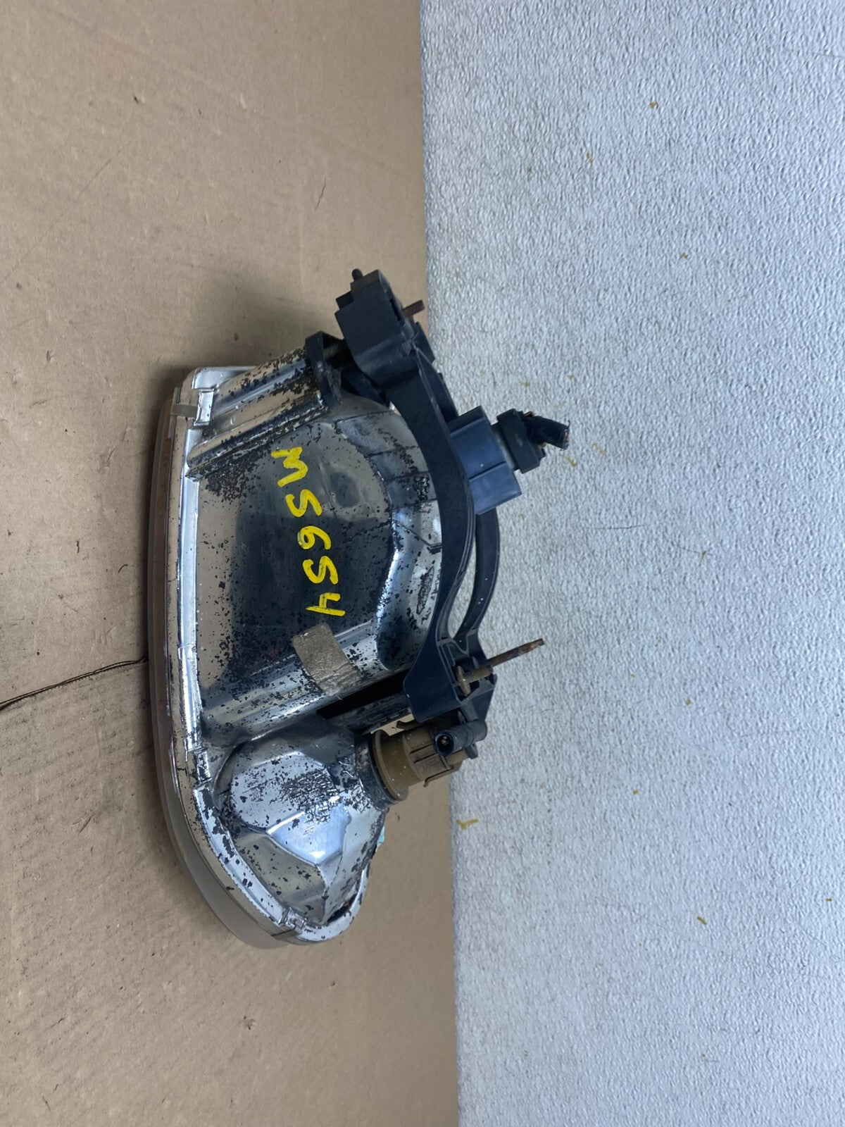 1999 to 2002 Mercury Villager Left Driver LH Side Headlight M5654 DW8