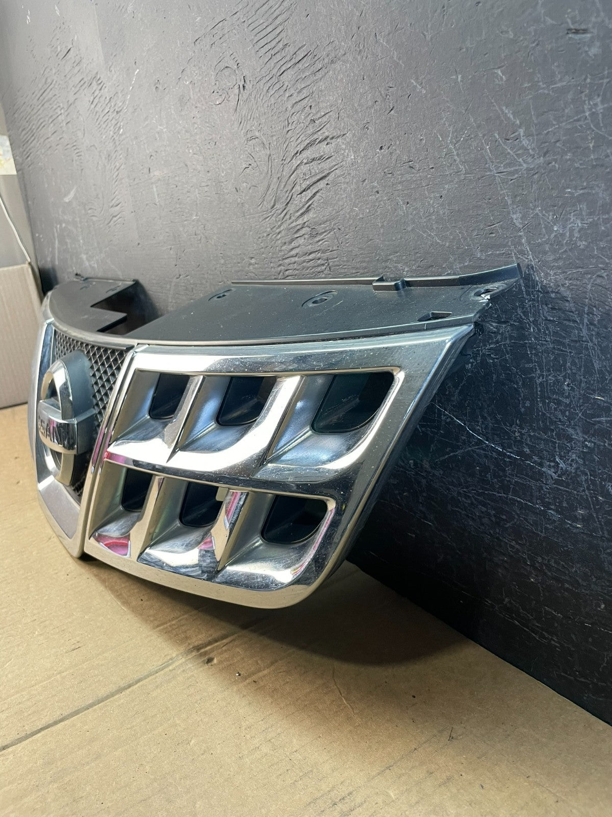2011 to 2015 Nissan Rogue Front Upper Chrome Grill Grille AD0260 DG1