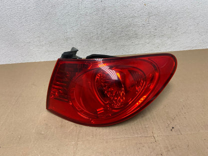 2007 to 2010 Hyundai Elantra Sedan Right Passenger Side Tail Light AE6696 LK0