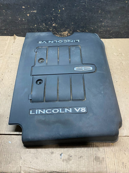 2002 to 2004  Lincoln Navigator 5.4L V8 Engine Motor Cover U0327 DG2